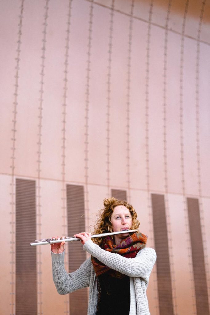 Musikerportrait, Katrin Wittmann spielt Querflöte